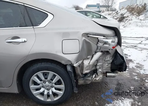2015 Nissan Altima 2.5 S from USA, damaged, VIN 1N4AL3AP2FC294636